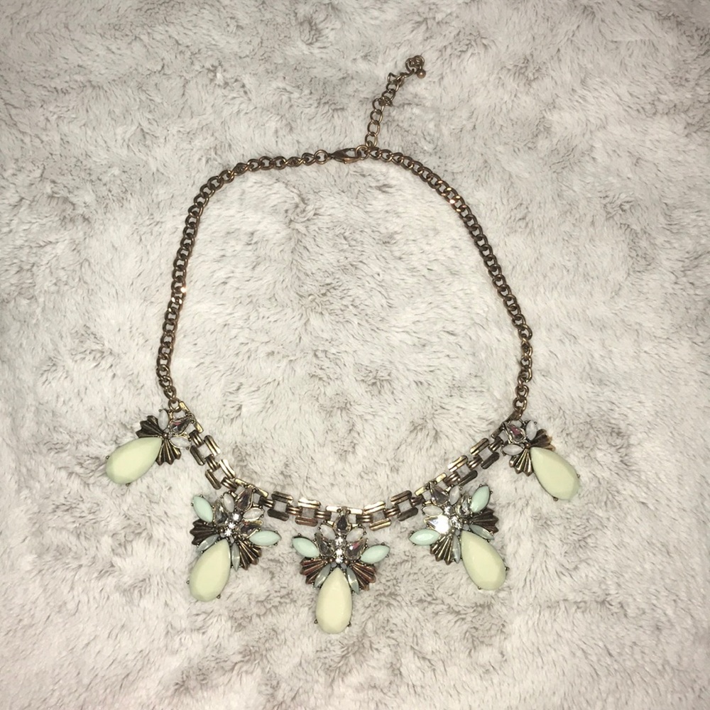 Statement necklace